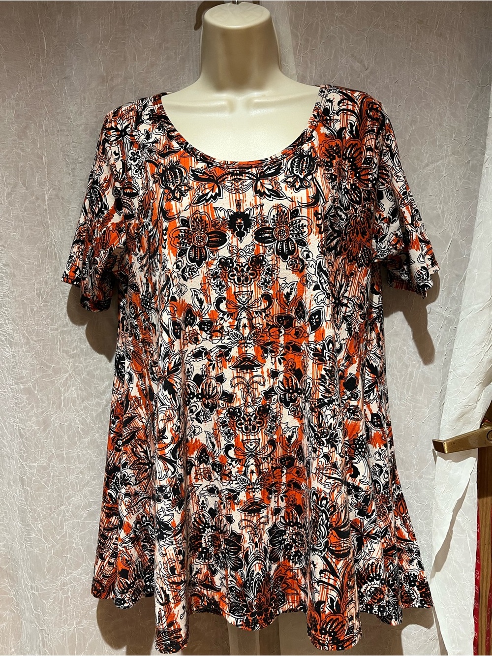 LuLaRoe Floral Swing Tunic in Orange, Black, and White